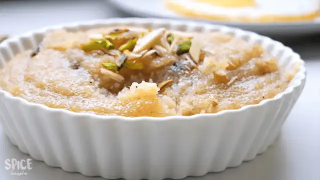 Semolina Halwa/suji halwa in a serving bowl