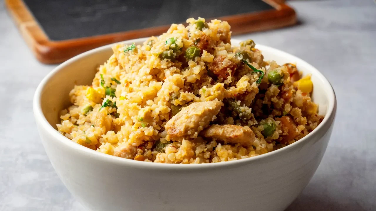 15 Minutes Cauliflower Chicken Fried Rice