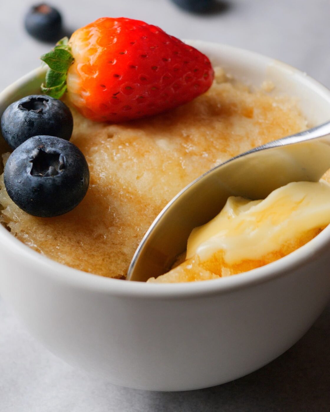 mug pancake with spoon