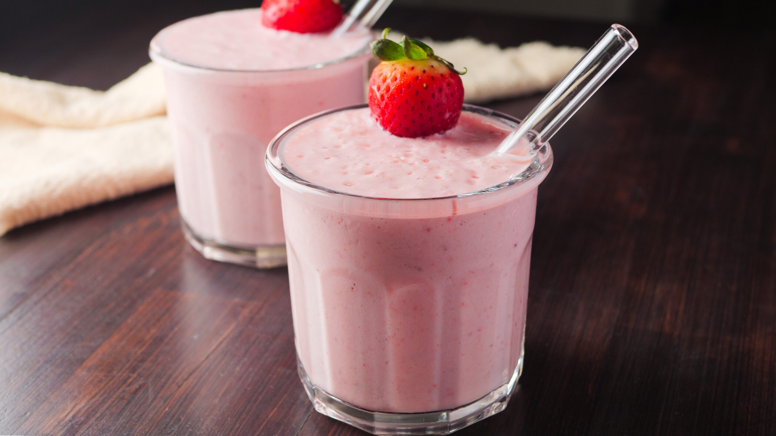 Strawberry Smoothie in a glass jars