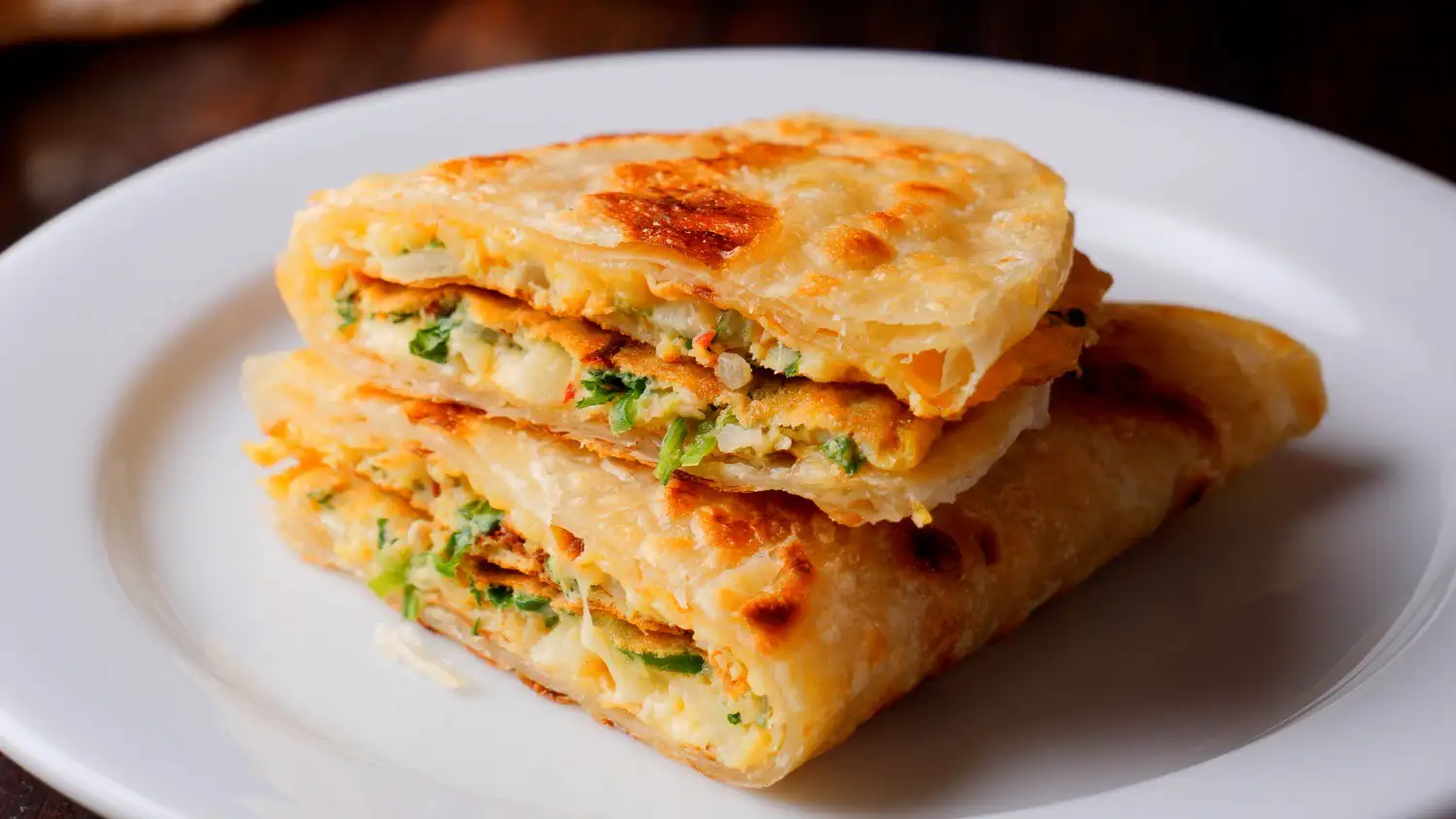 Cheese Paratha Recipe | Cheesy Egg Paratha Recipe