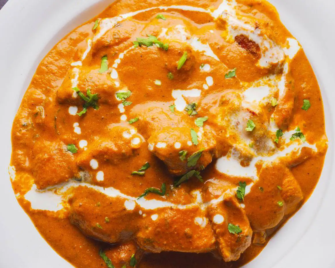 Butter chicken recipe on a serving plate