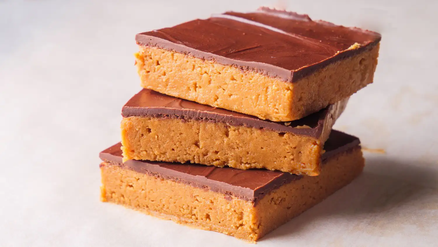 Peanut Butter Chocolate Bars(No-Bake)