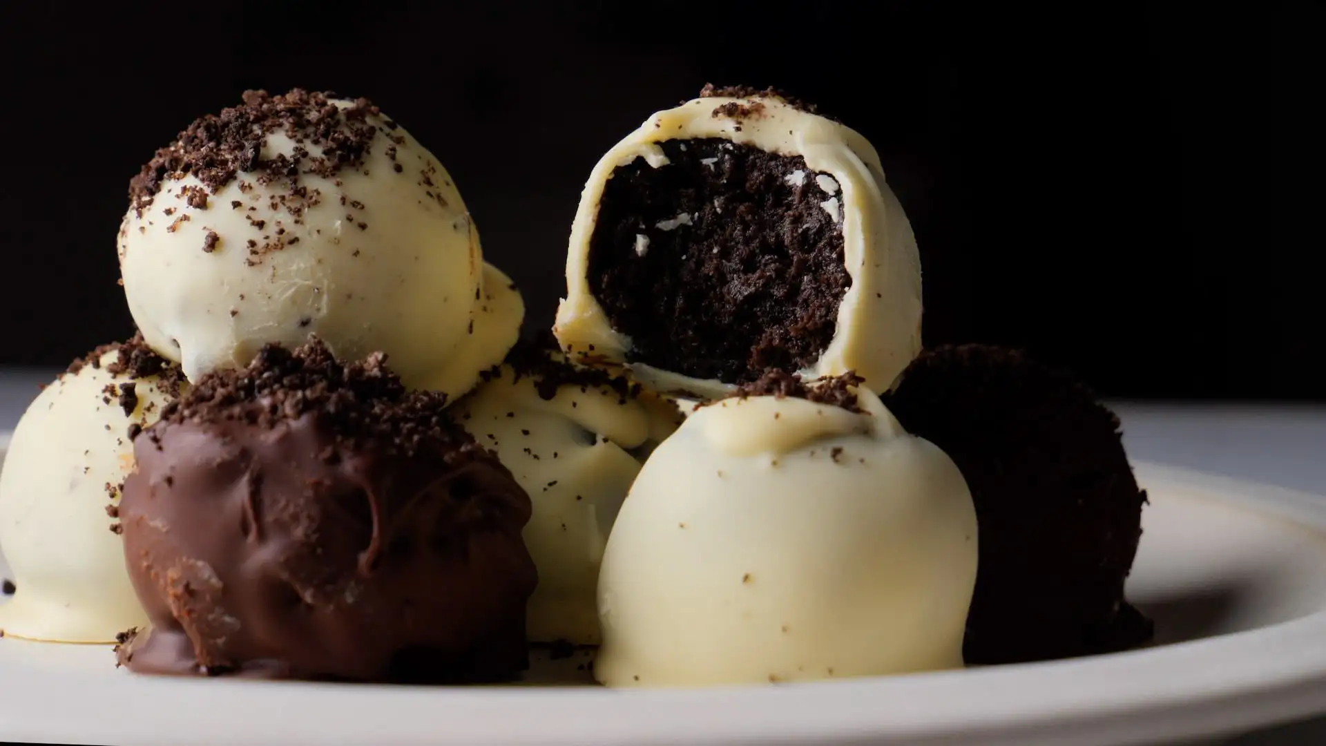 3 Ingredients Oreo Balls (Oreo Truffles)